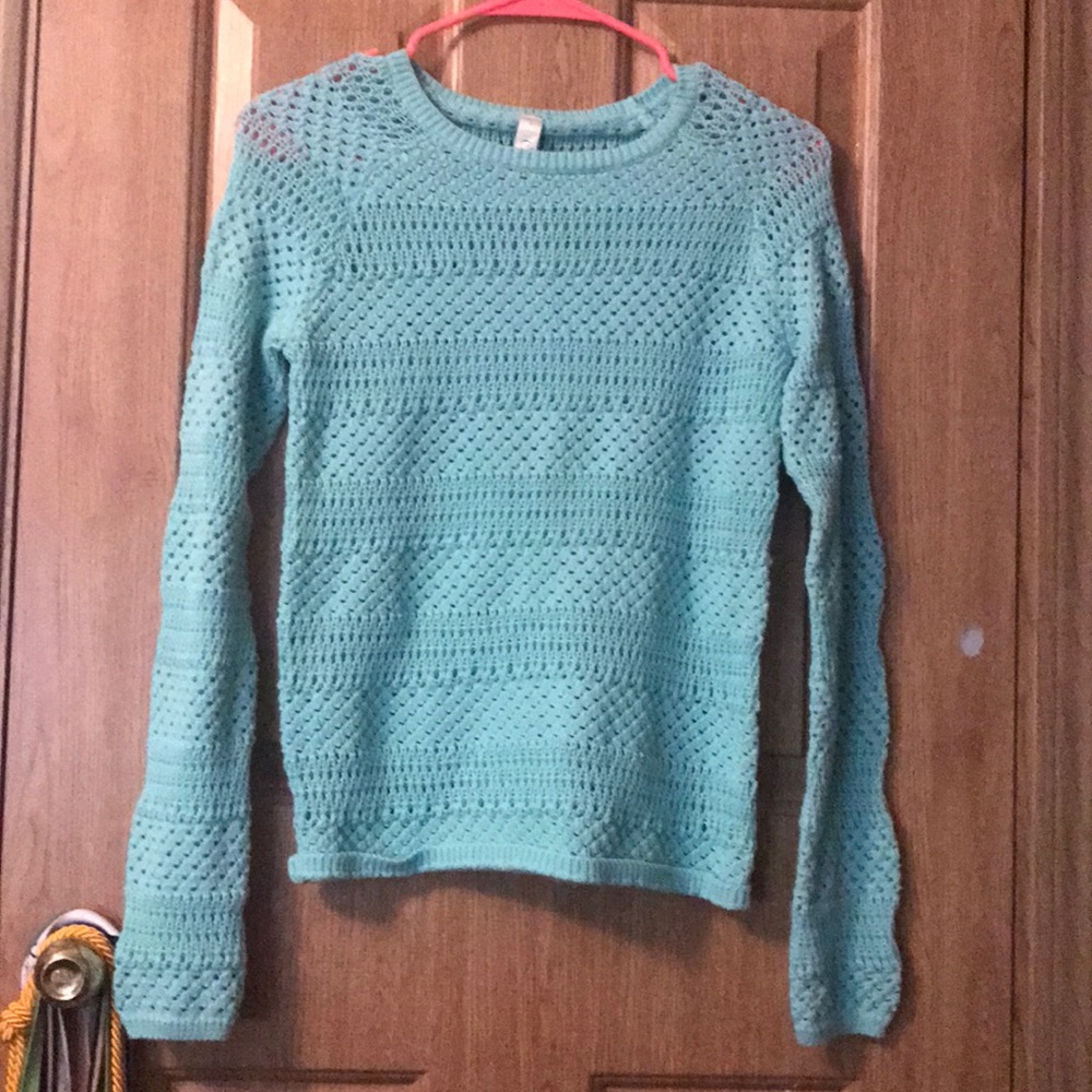 Junior’s Bright Mint Green Sweater